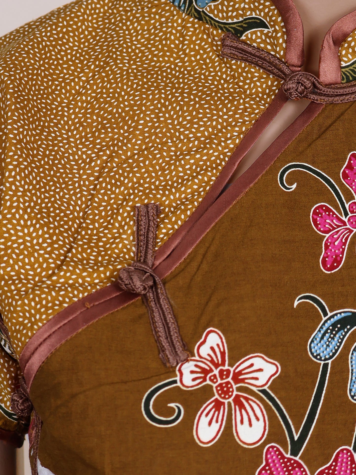 INDIE - MINI CHEONGSAM DRESS - DARK BEIGE