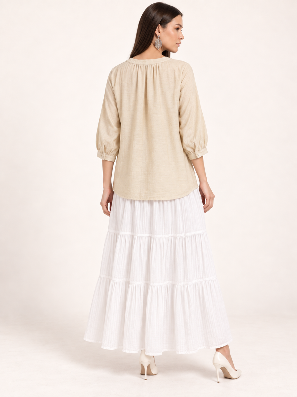 East India Company - Sheena, Embroidered Short Sleeve Blouse