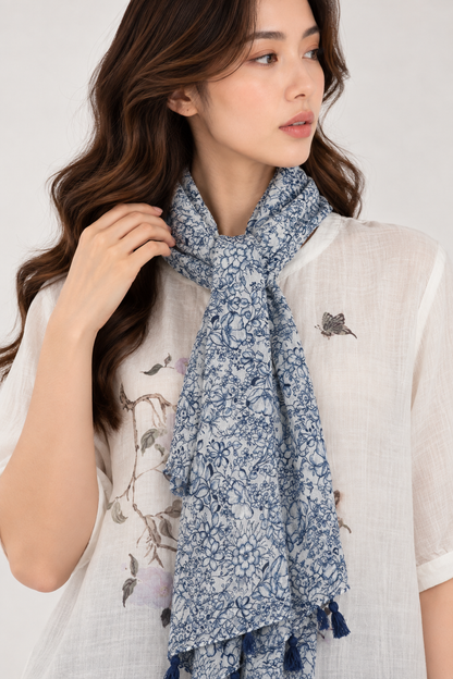 SOMERSET BAY - Blue Chintz Floral Tasseled Scarf