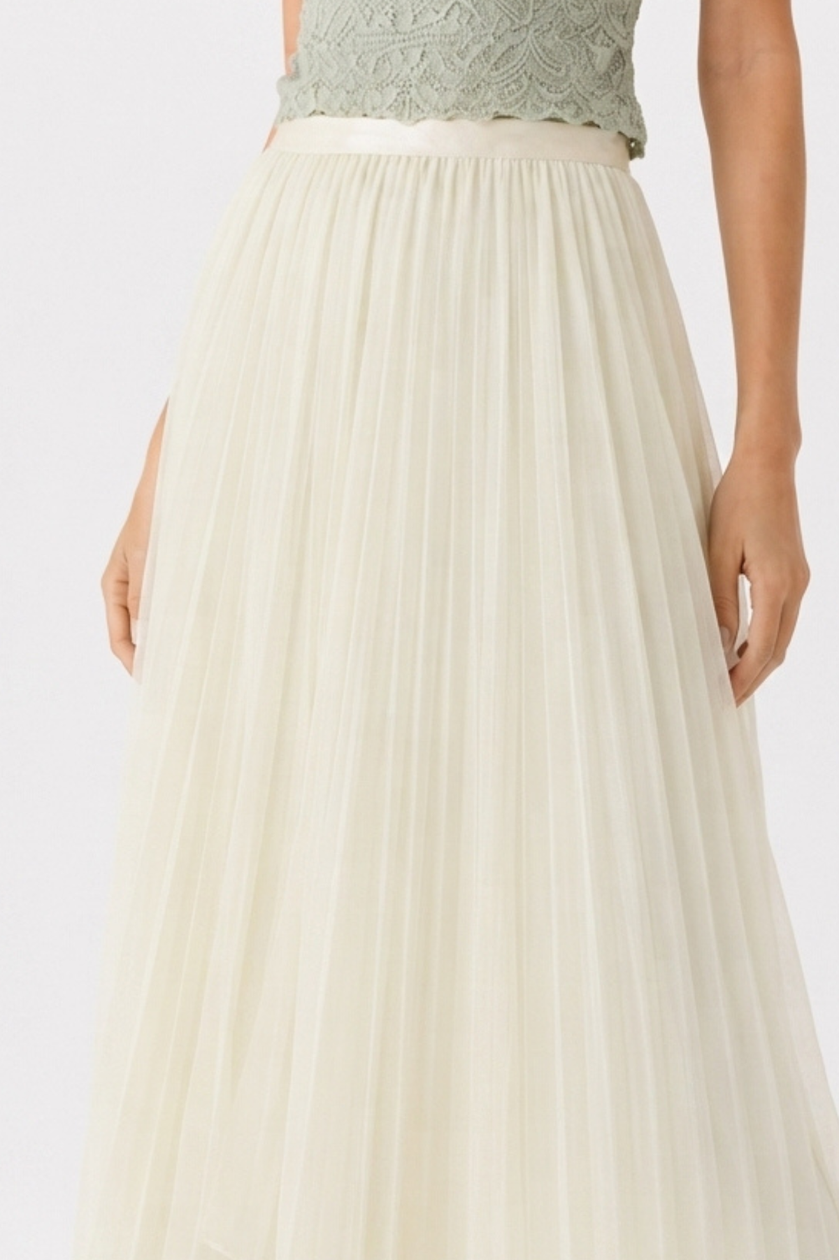 SOMERSET BAY - PLEATED SKIRT (ELASTIC WAIST)