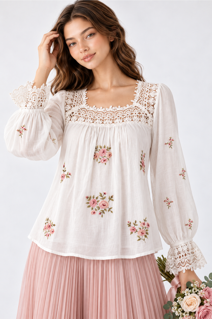SOMERSET BAY - Floral Embroidered Peasant Blouse