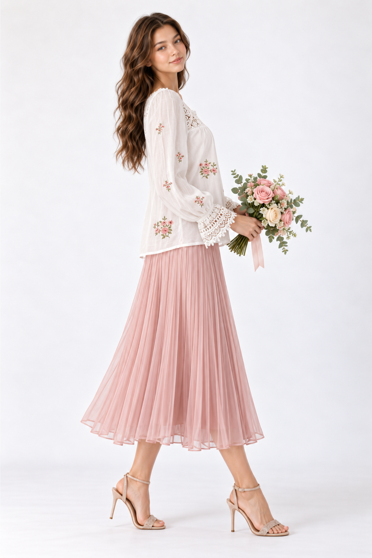 SOMERSET BAY - Floral Embroidered Peasant Blouse