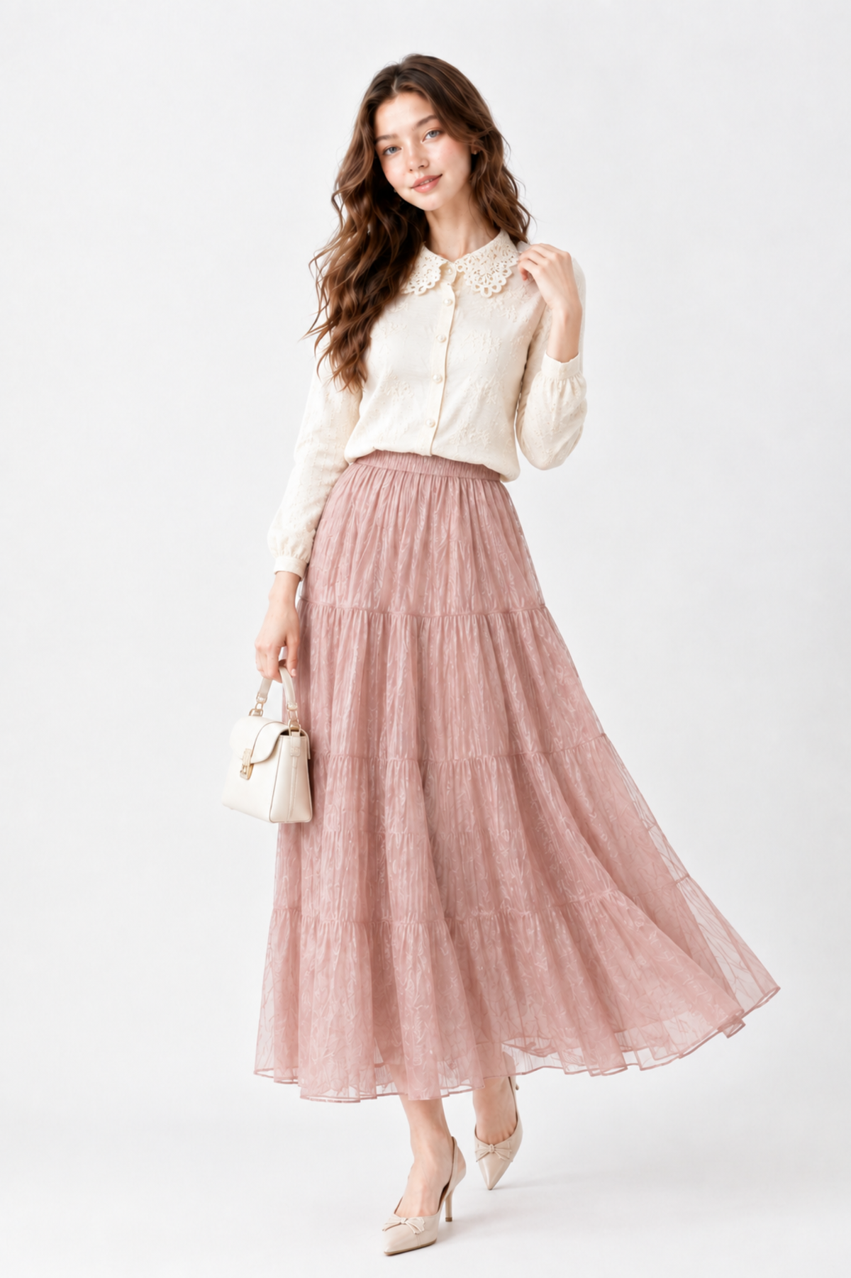 SOMERSET BAY - Lace-Collar Embroidered Blouse
