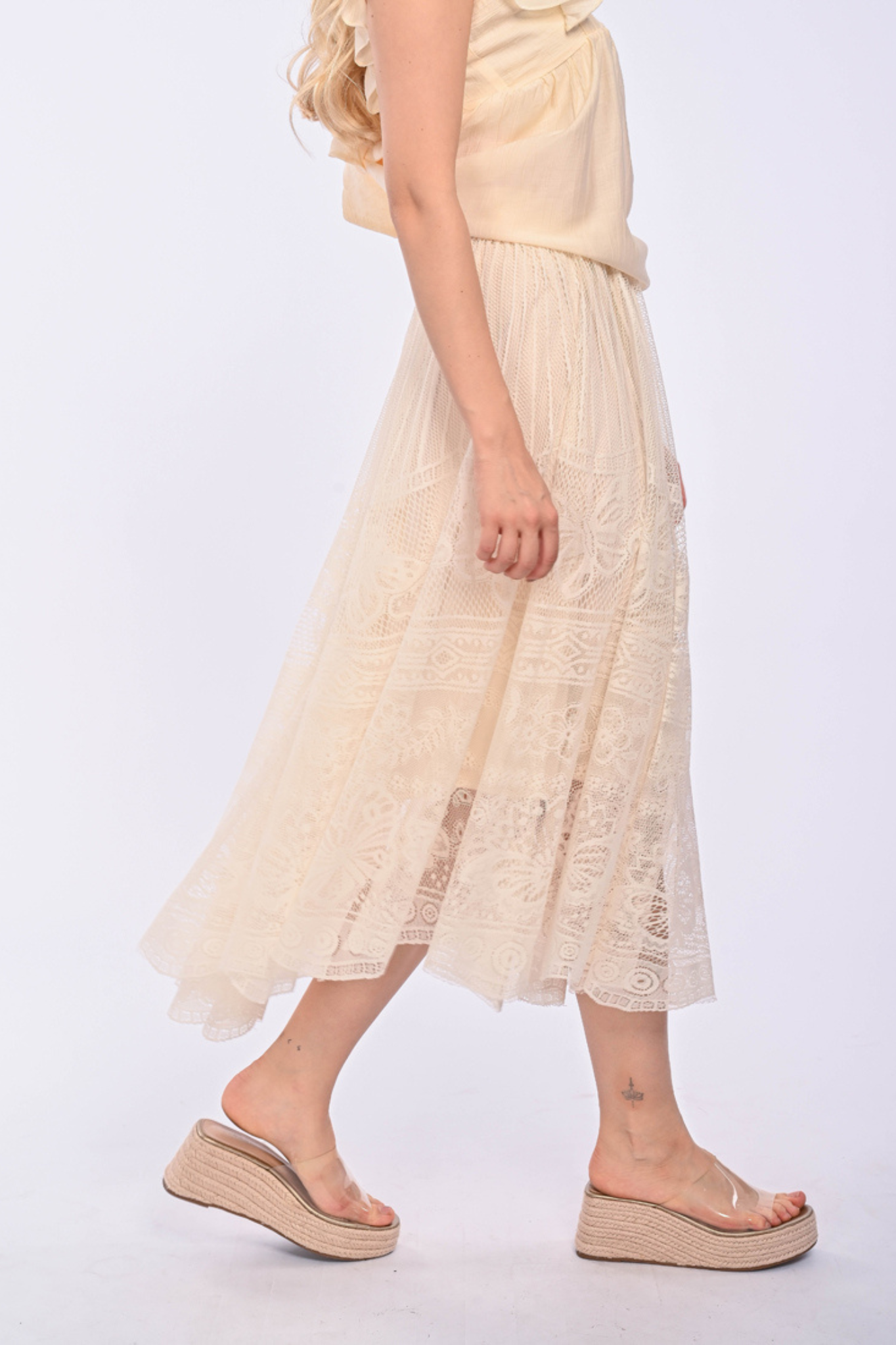 JOANNA - soft lace maxi skirt