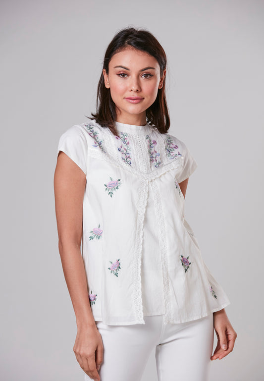 CLARA - Organdy Blouse with Embroidery and Laces