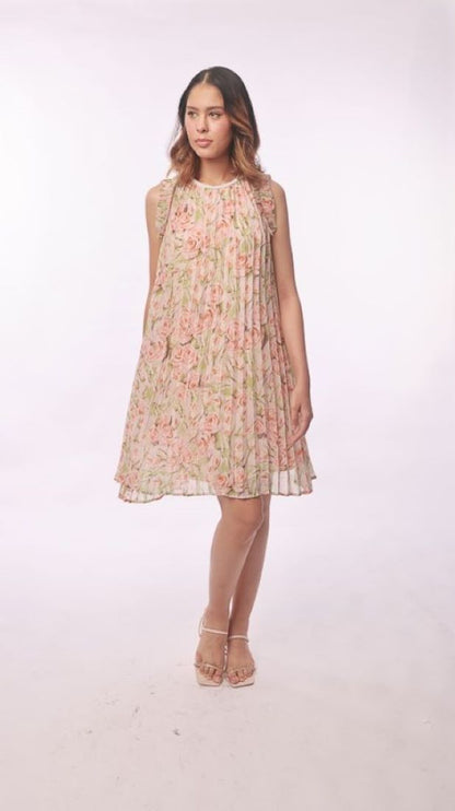 Somerset Bay - ELVYNE Pleated Round Neck Sleeveless Dress