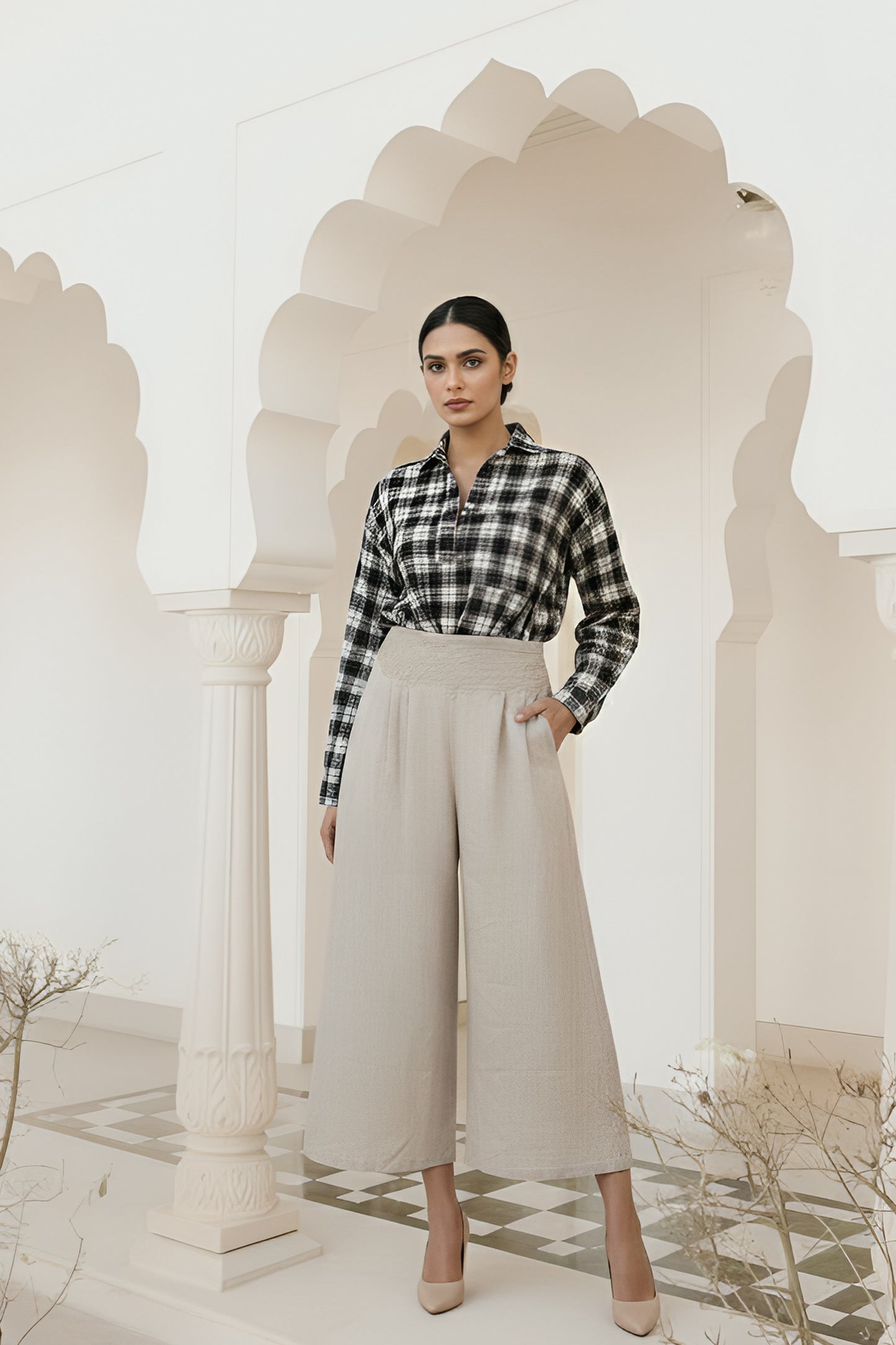 East India Company - Embroidered Linen Long Pants Women