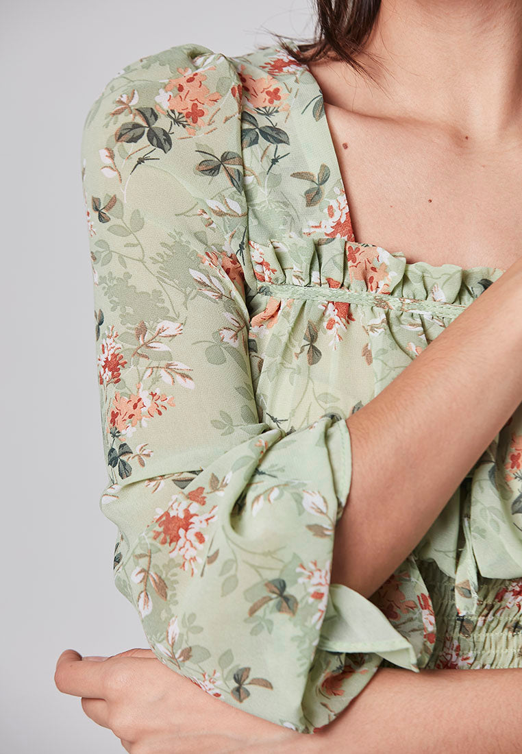 CLARA - Smocking floral cropped top